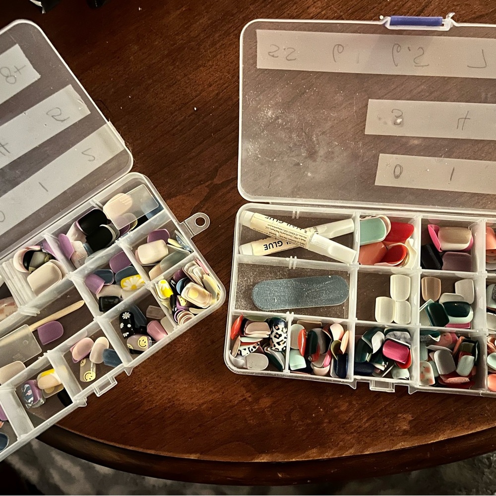 COPY - Various Red Aspen glue on nails no boxes